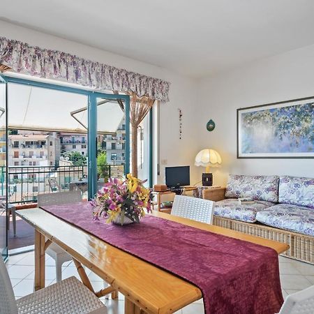 Taormina Comfortable Apartment With Terrace Eksteriør bilde